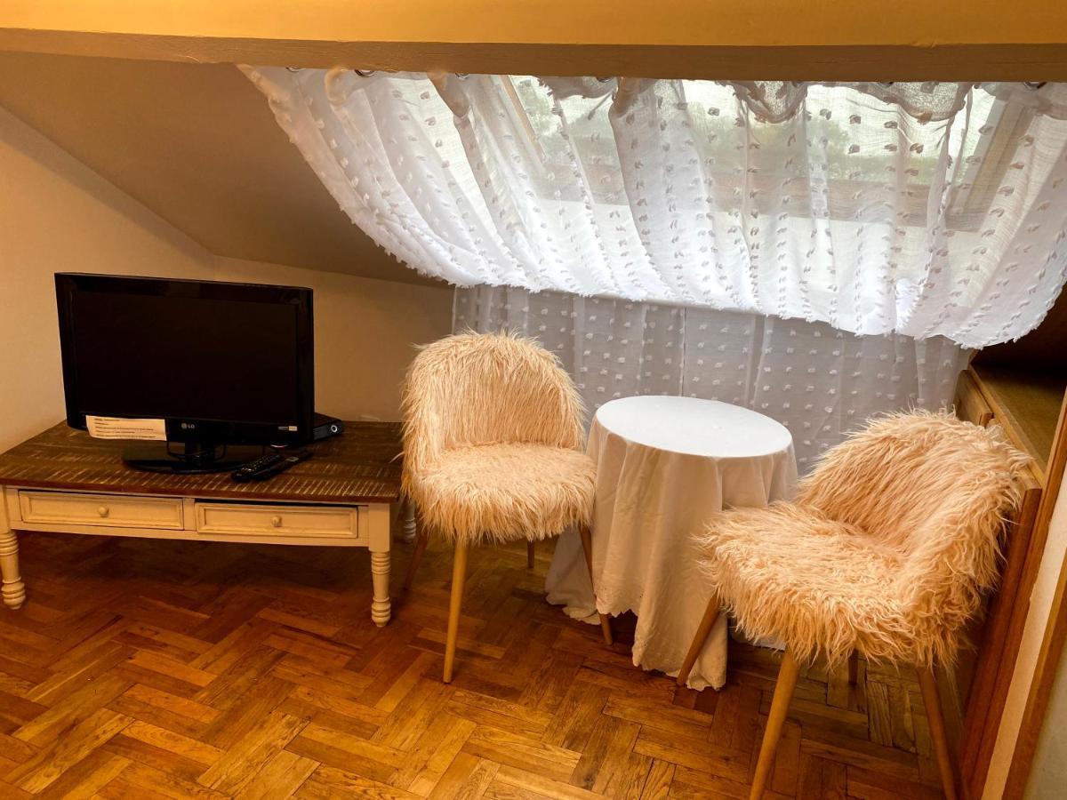 Le Chateau De Frankie Spas-Saunas Grand-Reng Esterno foto